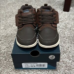 Sperry toddler boy size 8 shoes brown